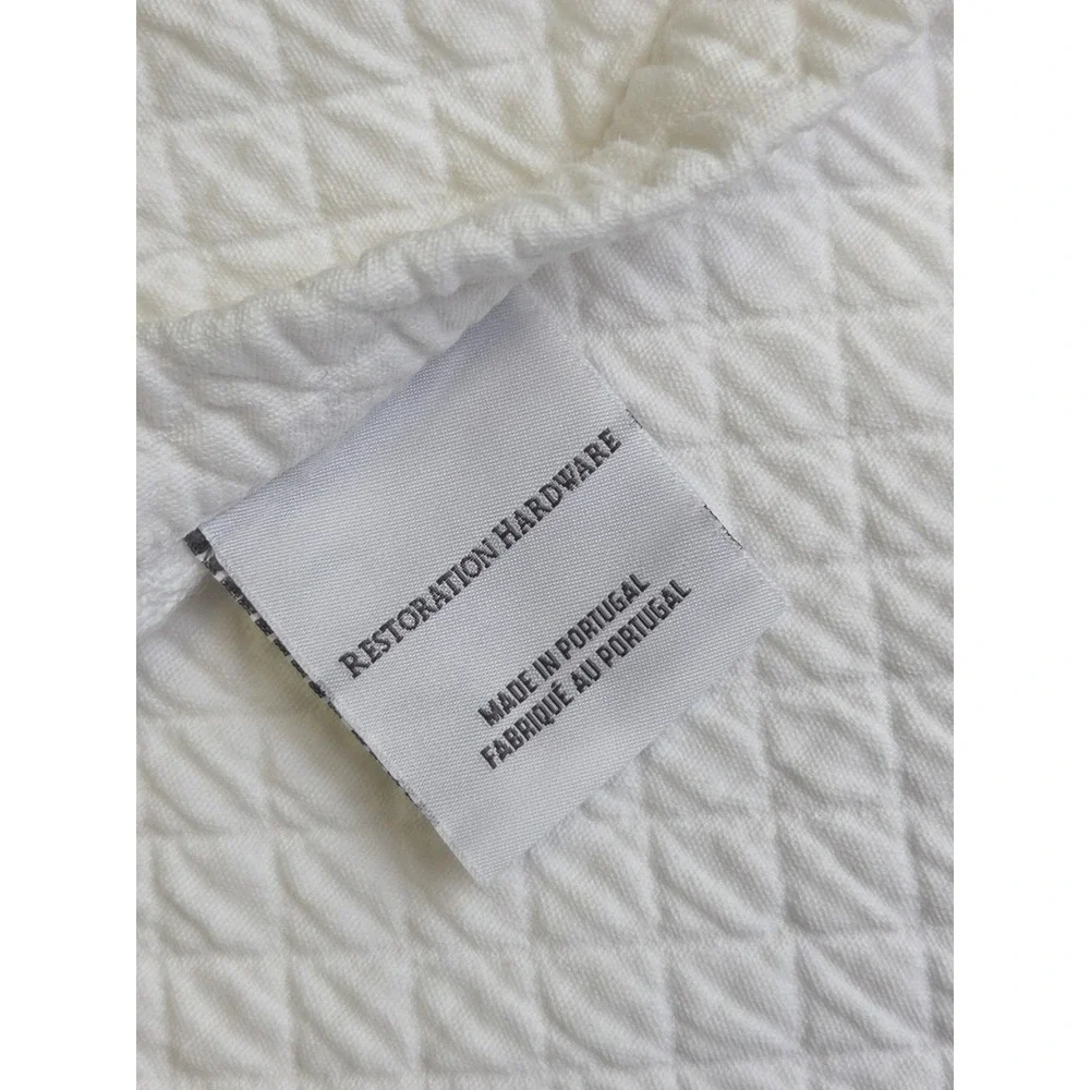 2 Restoration Hardware Diamond Matelasse Pillow Shams White Cotton‎ Portugal STD